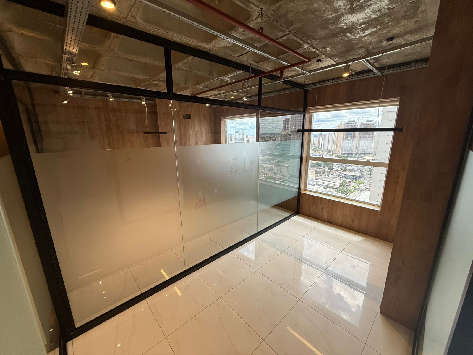 Salas Comerciais à Venda – Connect Park Business | Setor Bueno | Goiânia - GO — foto