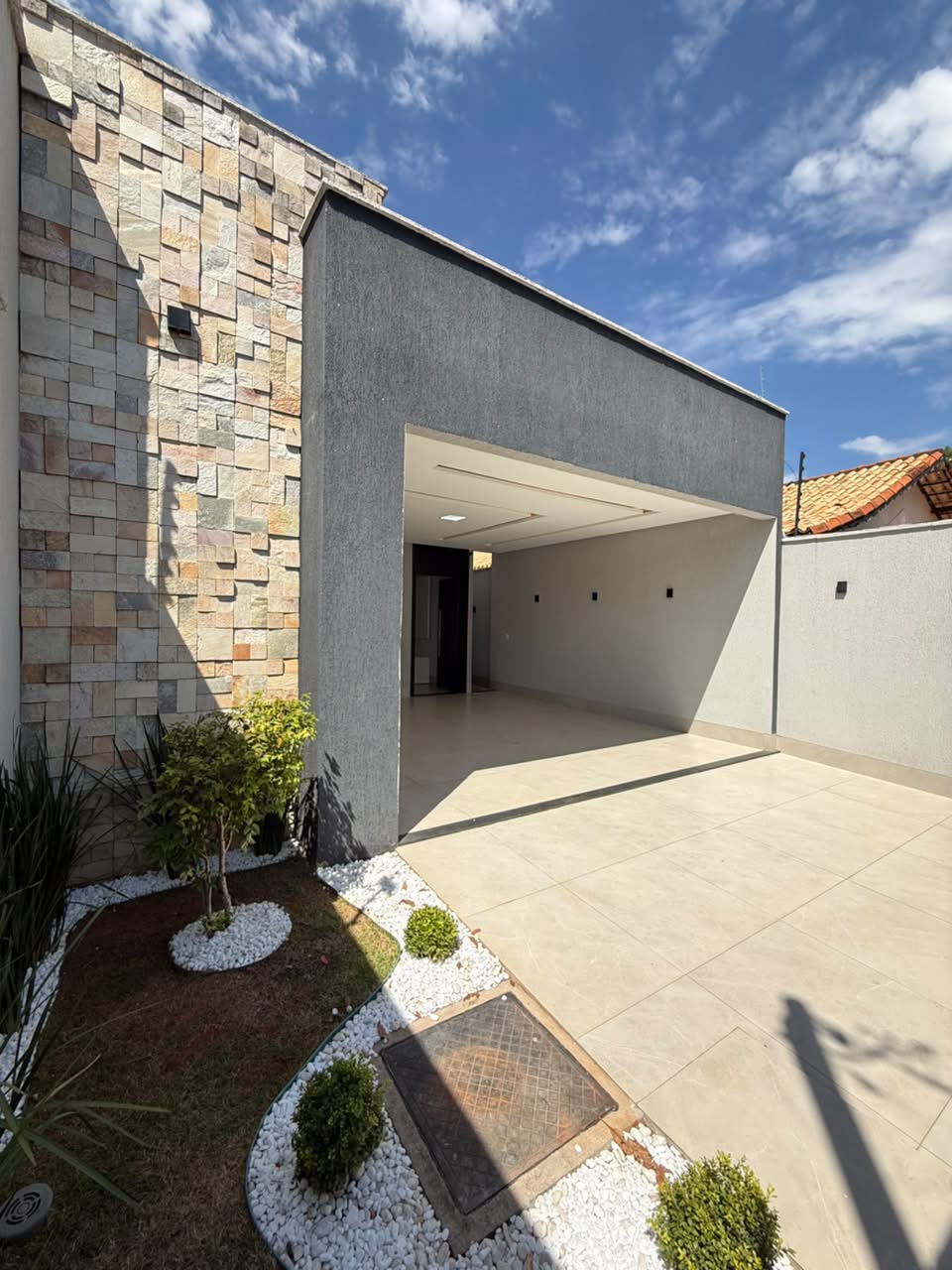 Casa à Venda com 3 Suítes – Jardim América | Goiânia/GO — foto