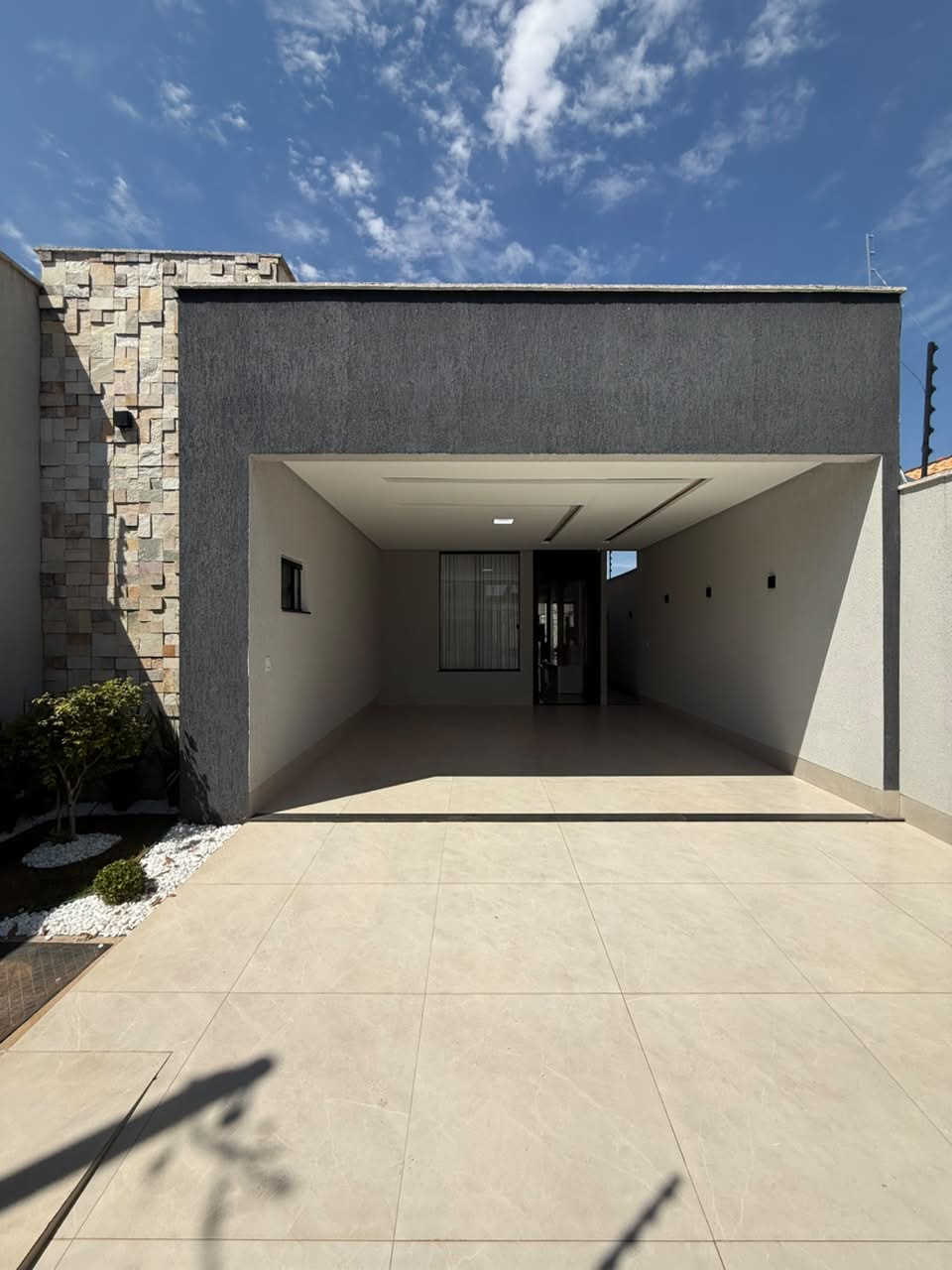 Casa à Venda com 3 Suítes – Jardim América | Goiânia/GO — foto