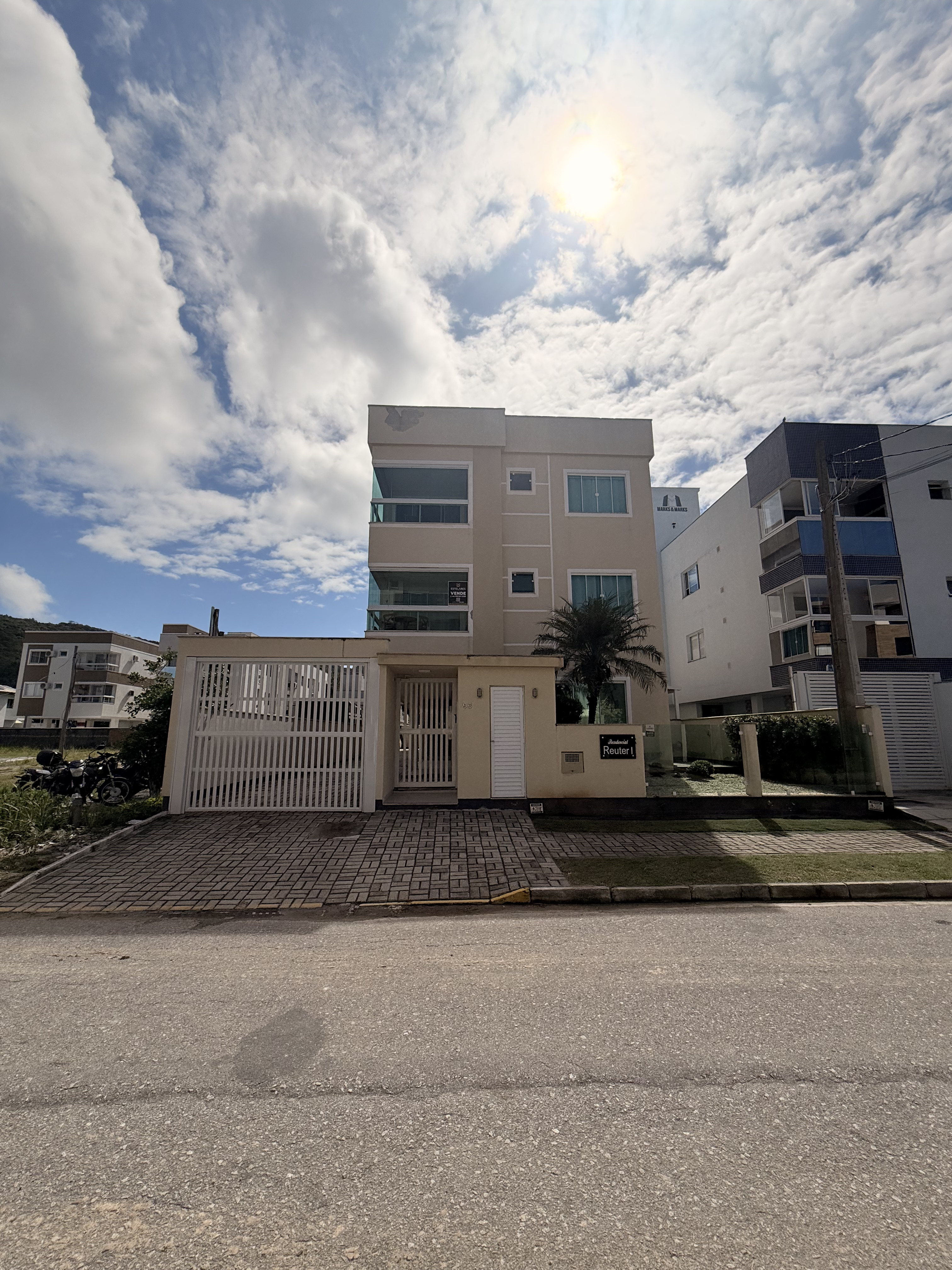 Apartamento à Venda – Praia de Palmas | Governador Celso Ramos - SC — foto