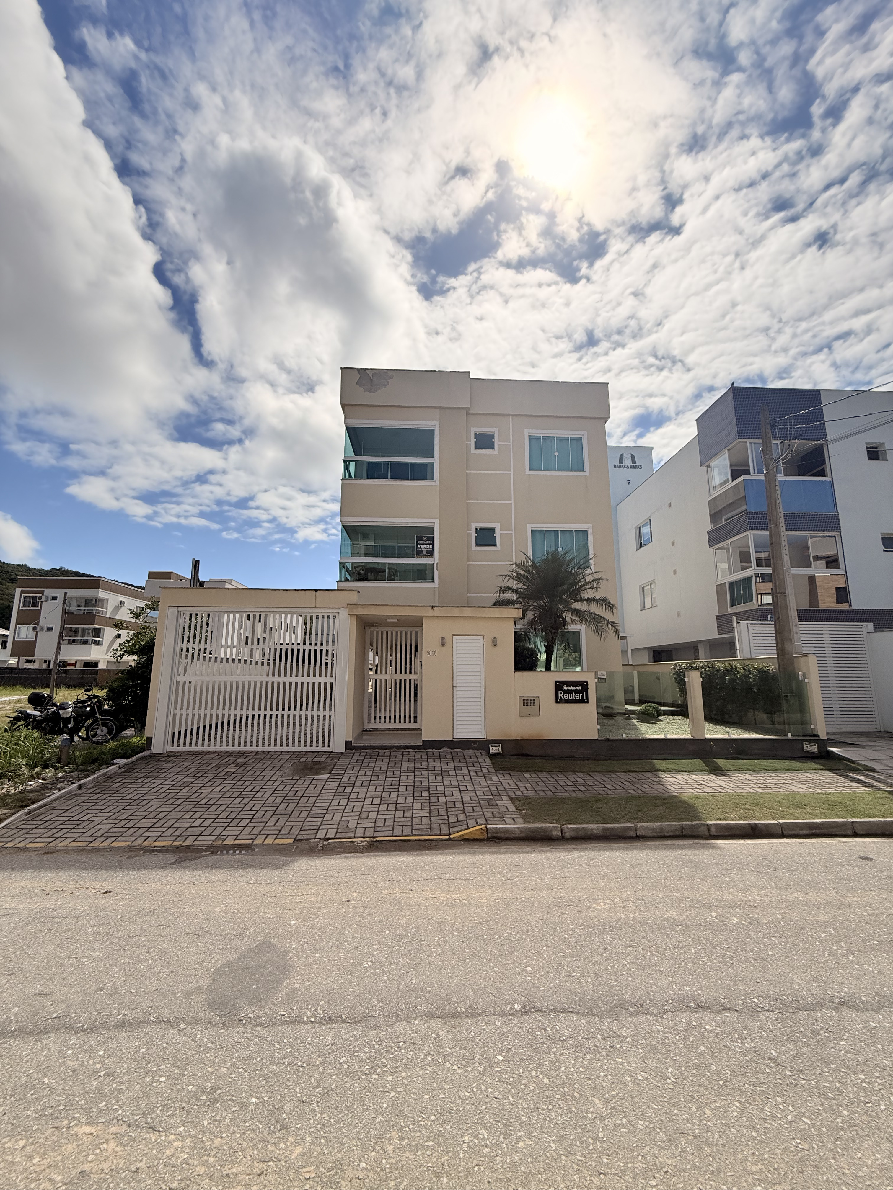 Apartamento à Venda – Praia de Palmas | Governador Celso Ramos - SC — foto
