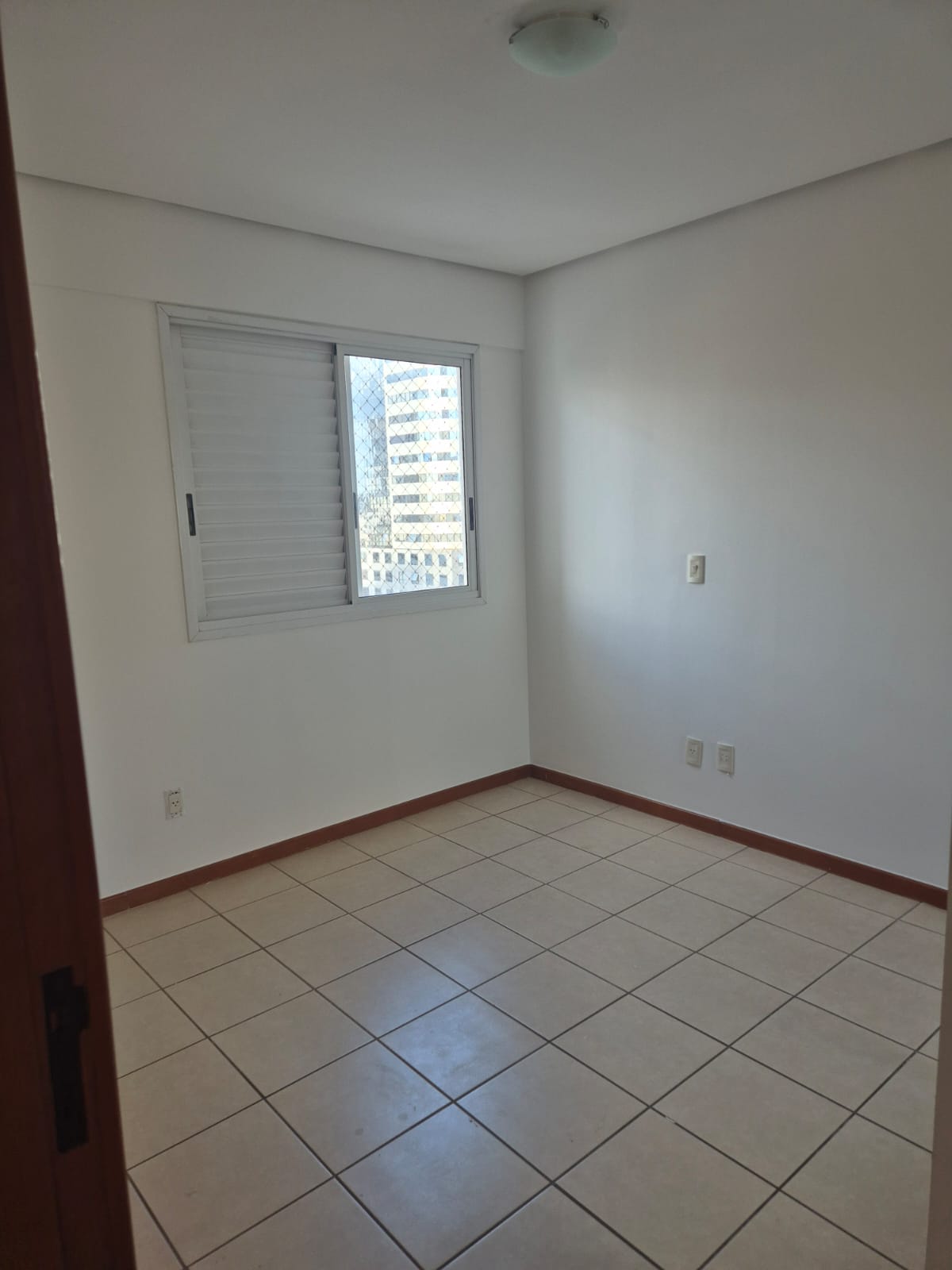 Apartamento para Locação no Residencial Marina Azul | Setor Bueno | Goiânia - GO — foto