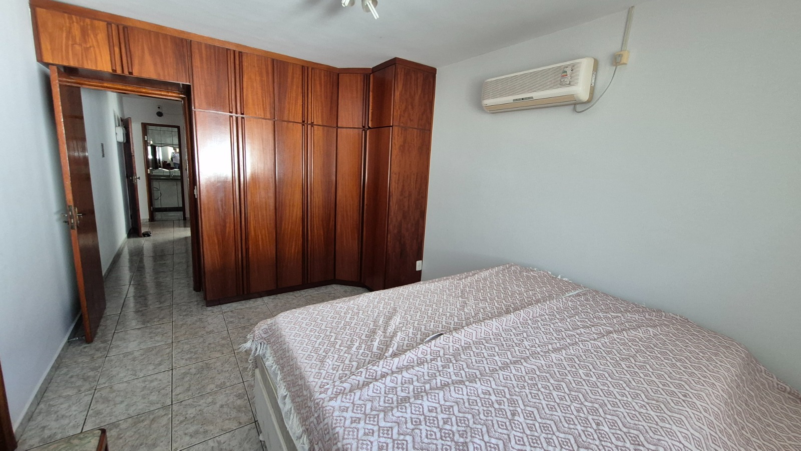 Casa Térrea à Venda - Jardim Europa | Goiânia - GO — foto