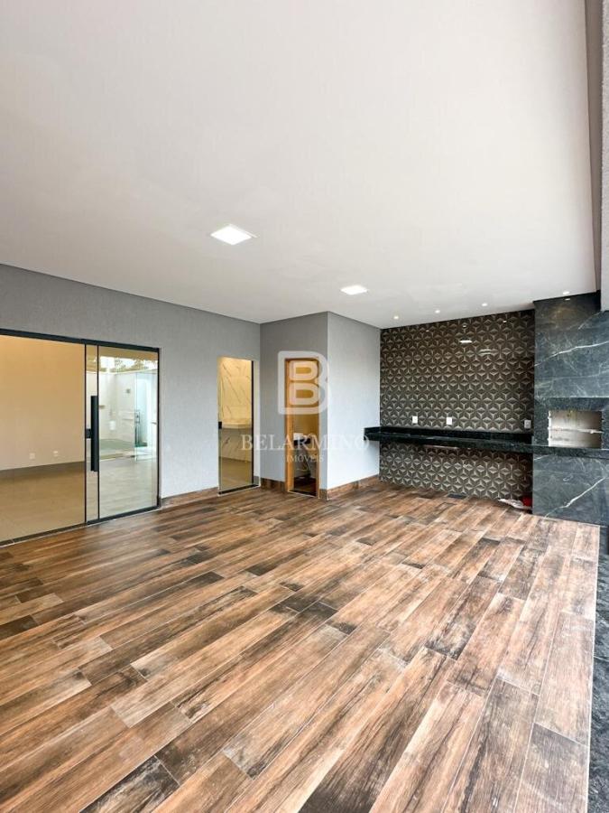 Casa para Venda em Aparecida de Goiânia, Vila Oliveira, 3 dormitórios, 1 suíte, 2 banheiros, 2 vagas — foto