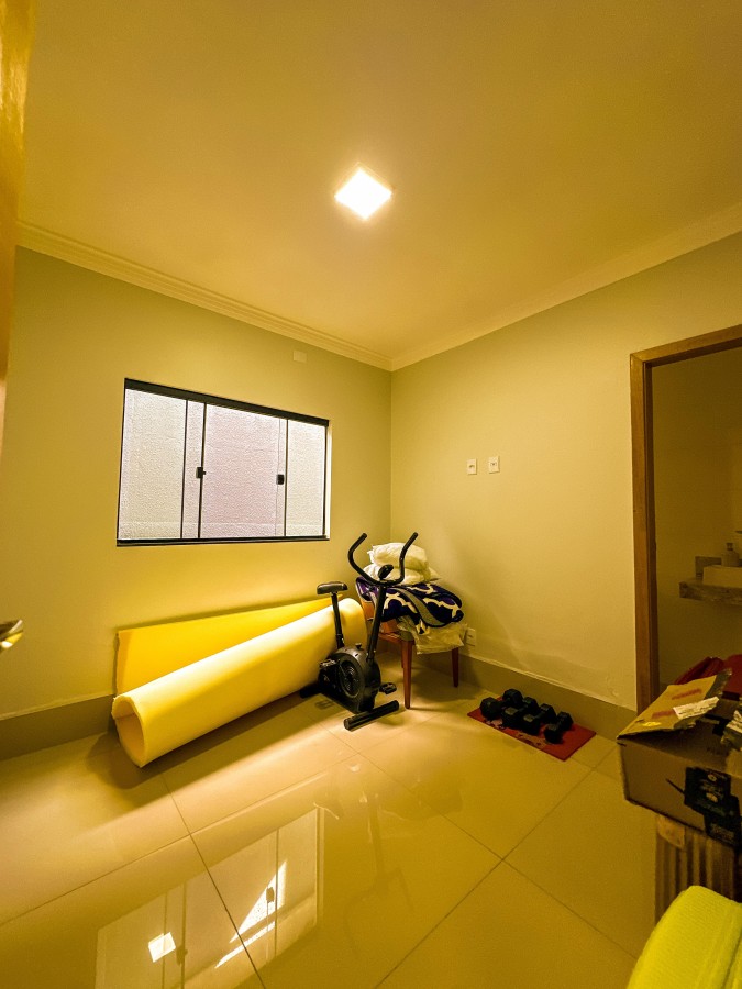 Casa para Venda em Aparecida de Goiânia, Residencial Cândido Queiroz, 3 dormitórios, 3 suítes, 4 banheiros, 2 vagas — foto