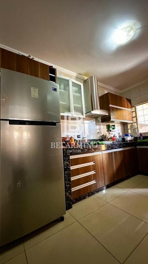 Casa para Venda em Aparecida de Goiânia, Vila Maria, 3 dormitórios, 1 suíte, 2 banheiros, 4 vagas — foto