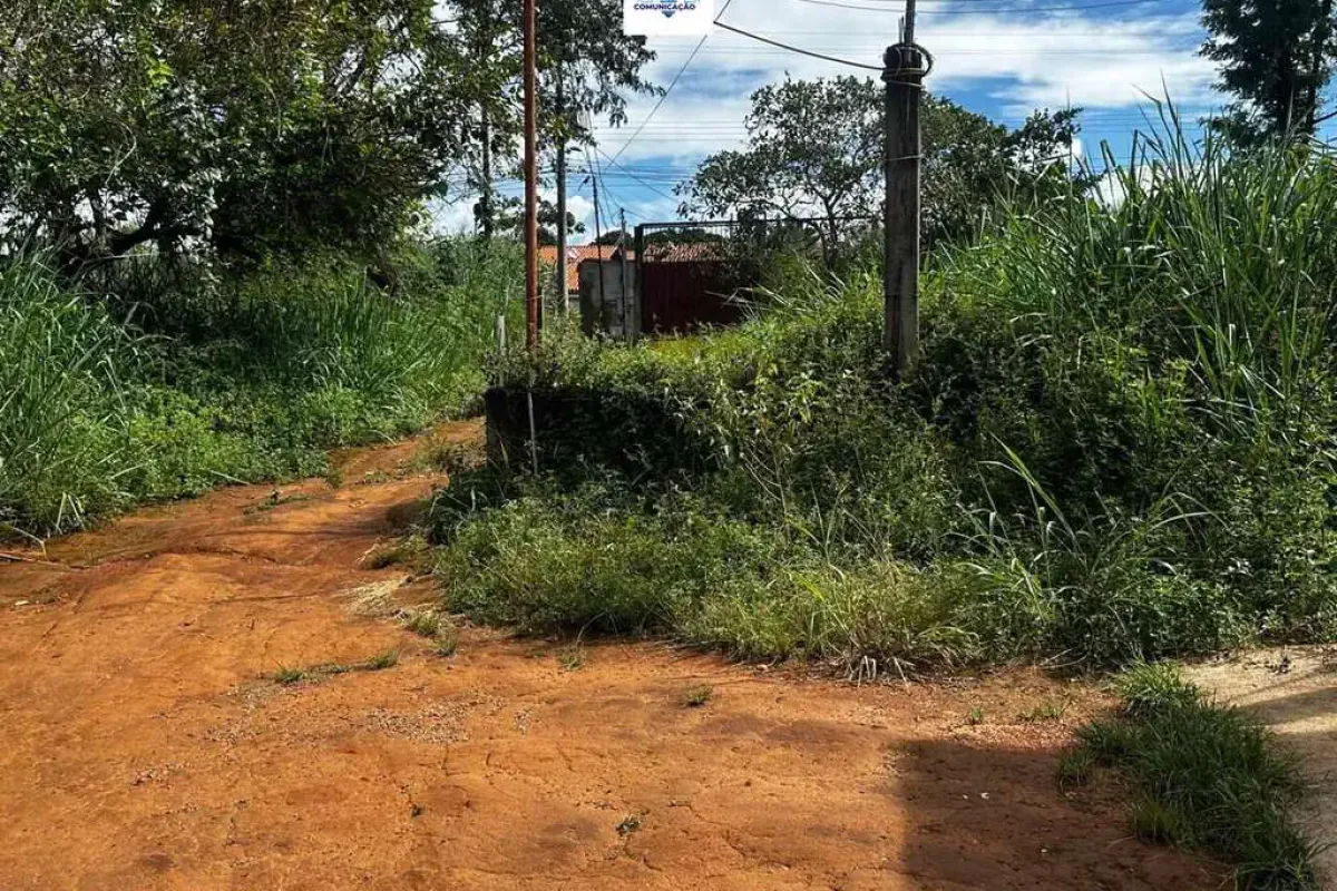 Chácara à venda no bairro Cardoso Continuação em Aparecida de Goiânia/GO — foto