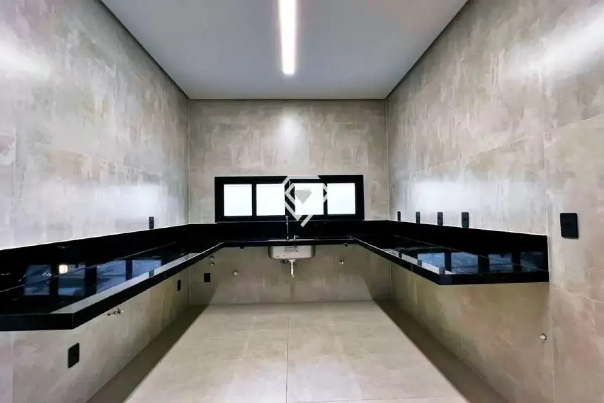 Sobrado 4 Suítes, 330 m² c/ Lazer à Venda no Condomínio Aldeia do Sol — foto