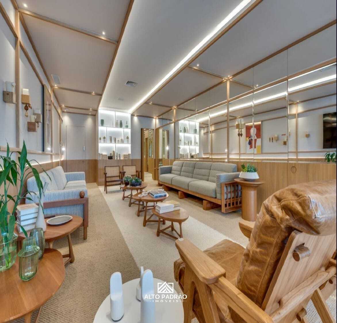 Apartamento, 3 quartos, 157 m² - Foto 1