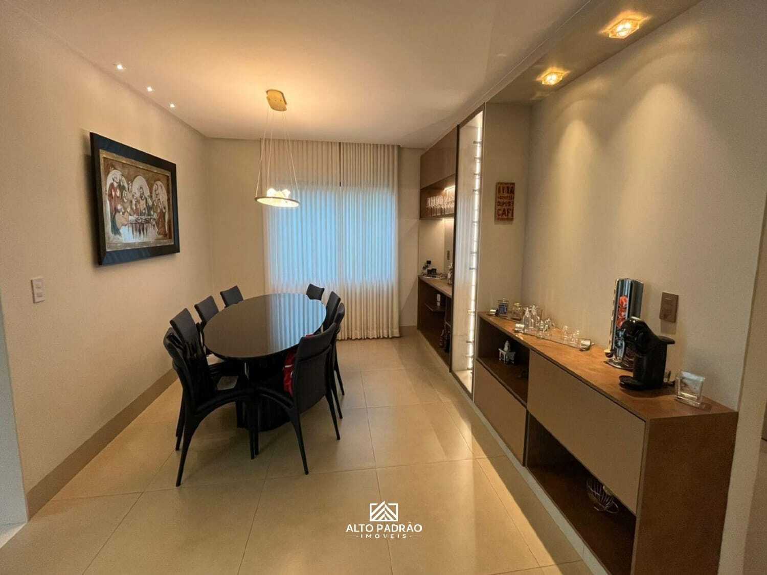Casa, 4 quartos, 3852 m² - Foto 2