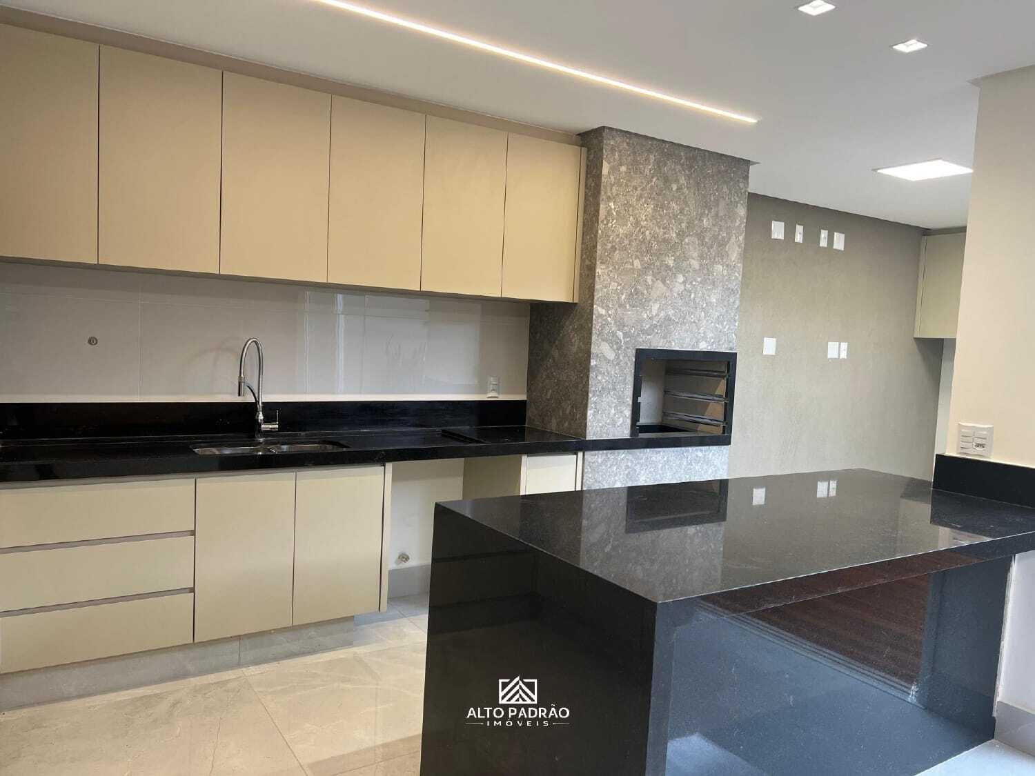 Casa, 4 quartos, 191 m² - Foto 9