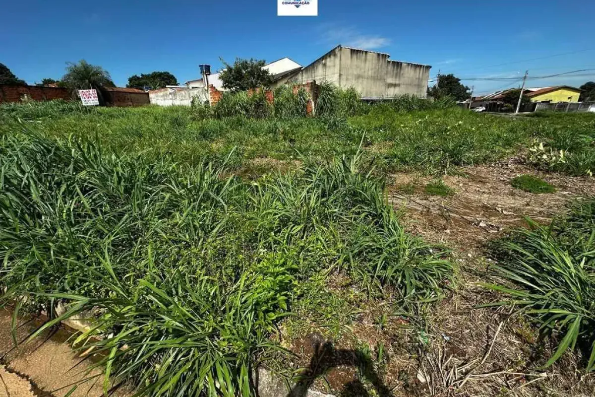 Terreno à venda no bairro Cardoso Continuação em Aparecida de Goiânia/GO — foto