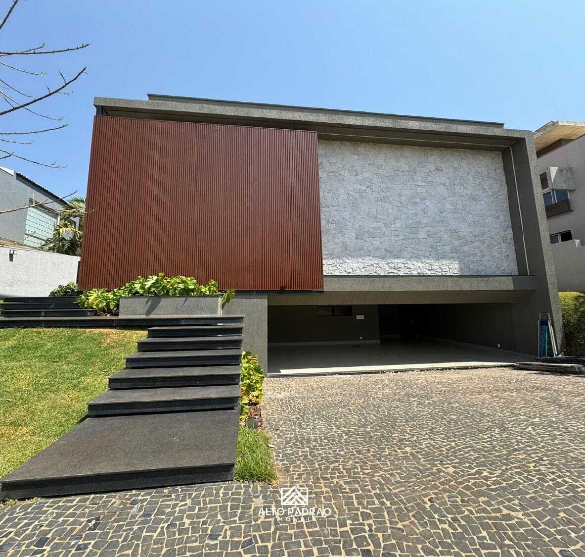 Casa, 4 quartos, 447 m² - Foto 1