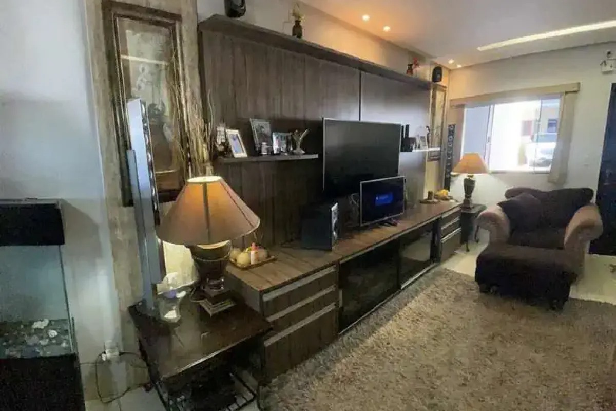 RESIDENCIAL ALVORADA - Casa com 3 Quartos (1 Suíte) - Móveis Planejados — foto