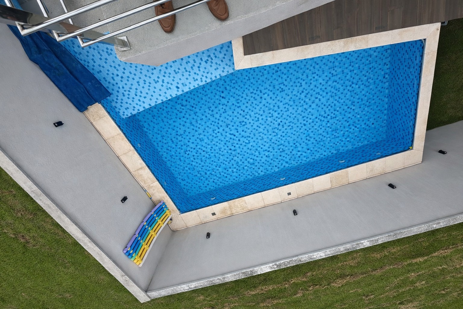 Sobrado 3 Suítes para Venda no Jardim Veneza - Goiânia/GO — foto
