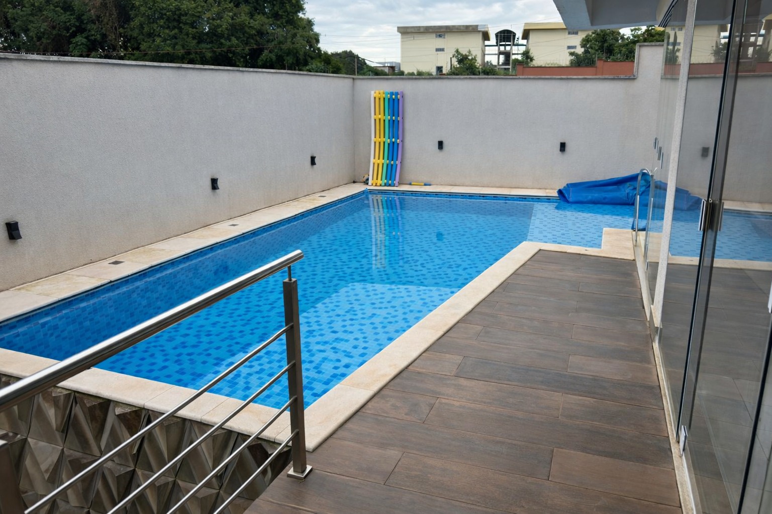 Sobrado 3 Suítes para Venda no Jardim Veneza - Goiânia/GO — foto