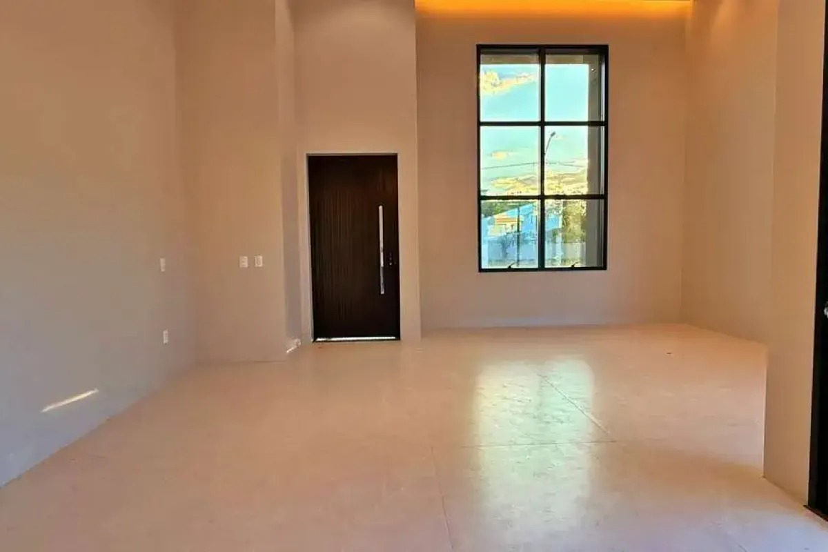 Casa 4 Suítes, 240 m² c/ Lazer à Venda no Caribe Golf — foto