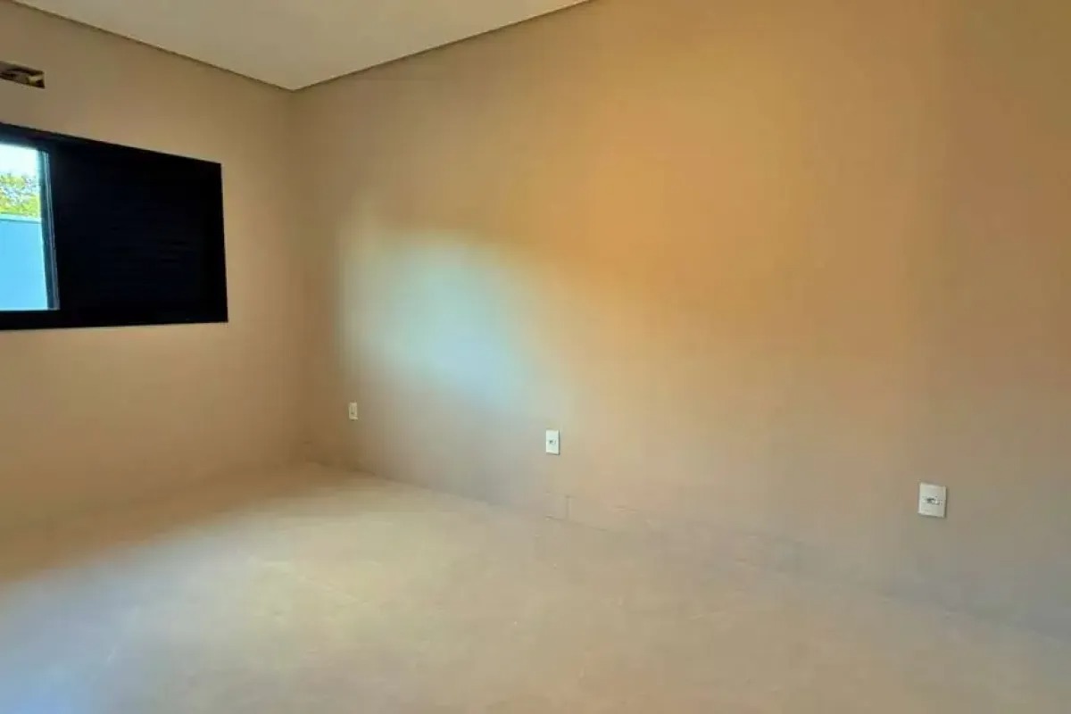 Casa 4 Suítes, 240 m² c/ Lazer à Venda no Caribe Golf — foto