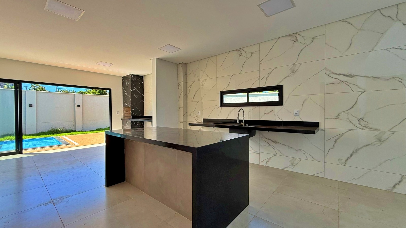 Casa, 4 quartos, 199 m² - Foto 4