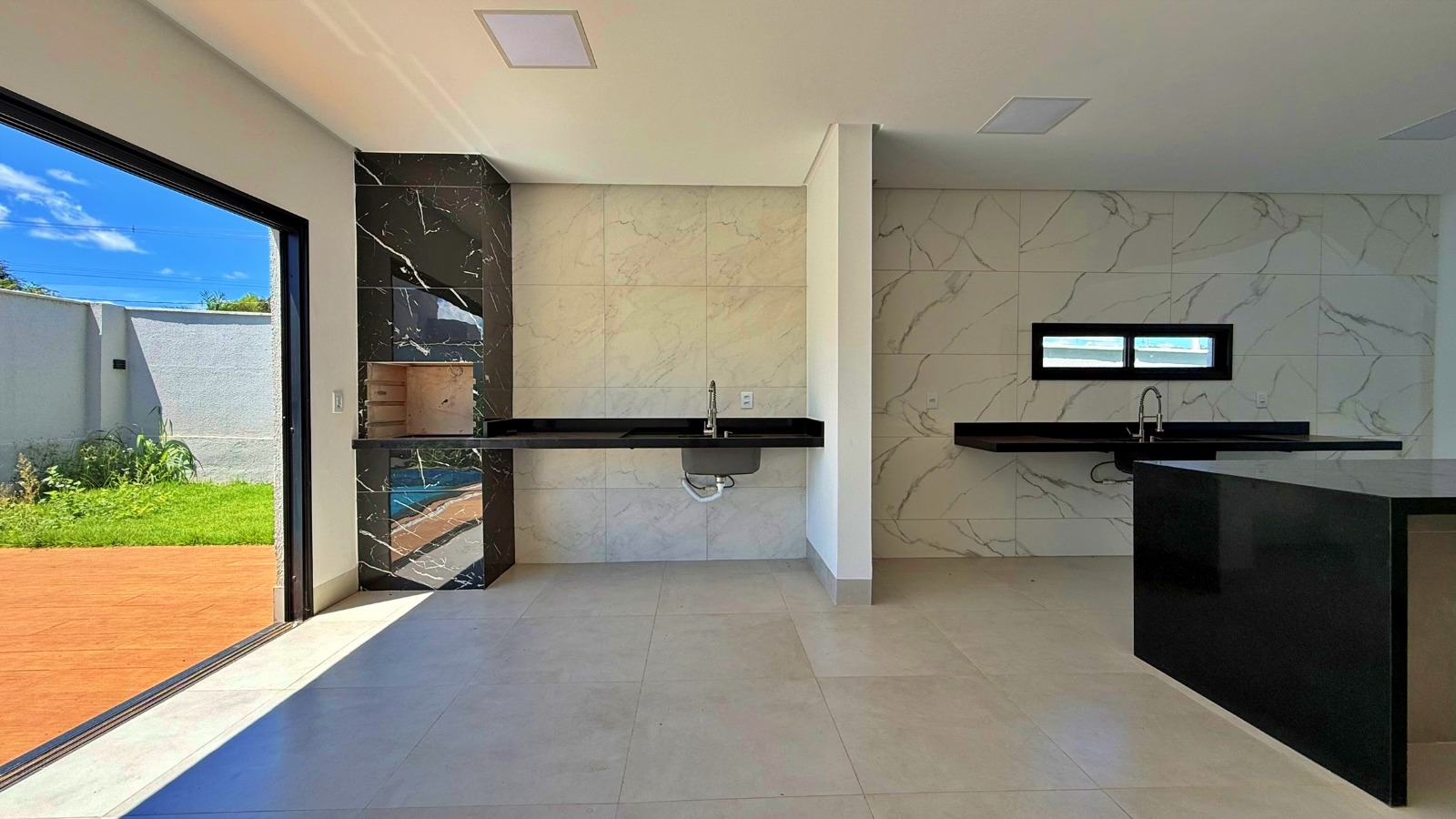 Casa, 4 quartos, 199 m² - Foto 3