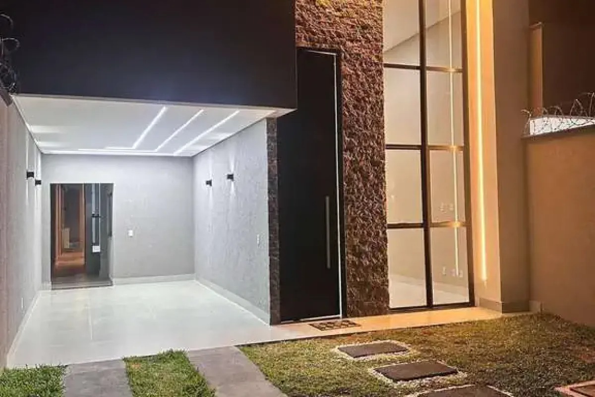 Casa 3 Quartos para Venda no Bairro Cardoso - Aparecida de Goiânia — foto