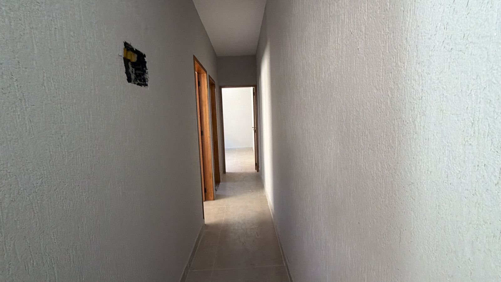 Casa à Venda com 3 Quartos – Setor Juarez Freire | Trindade/GO — foto