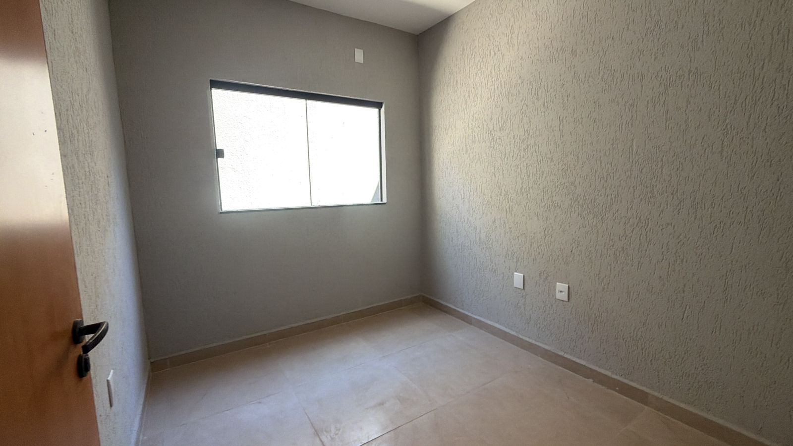 Casa à Venda com 3 Quartos - Setor Juarez Freire | Trindade/GO — foto