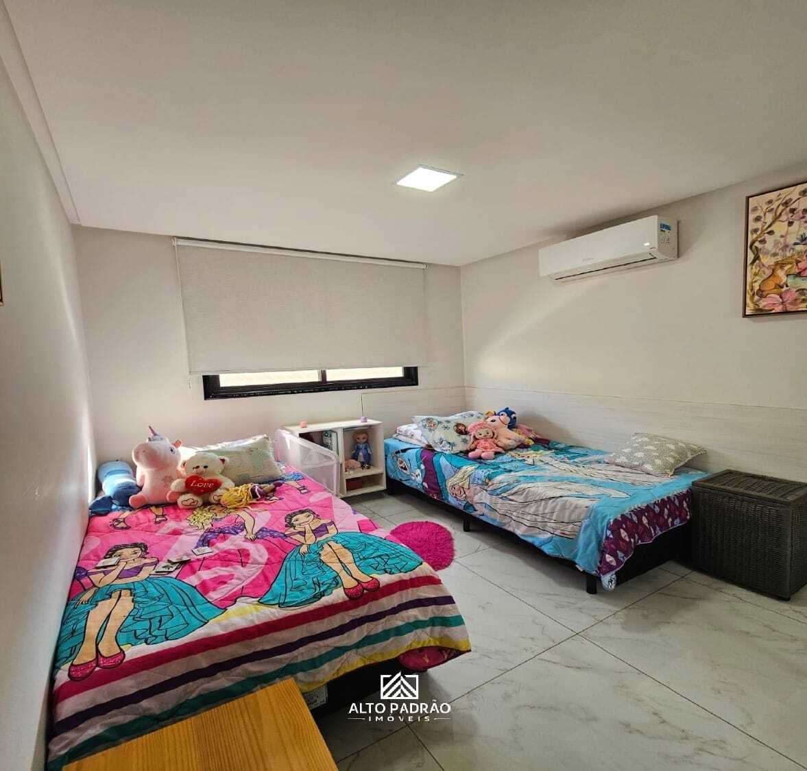 Sobrado 3 Quartos à Venda no Jardim Atlântico - GO — foto