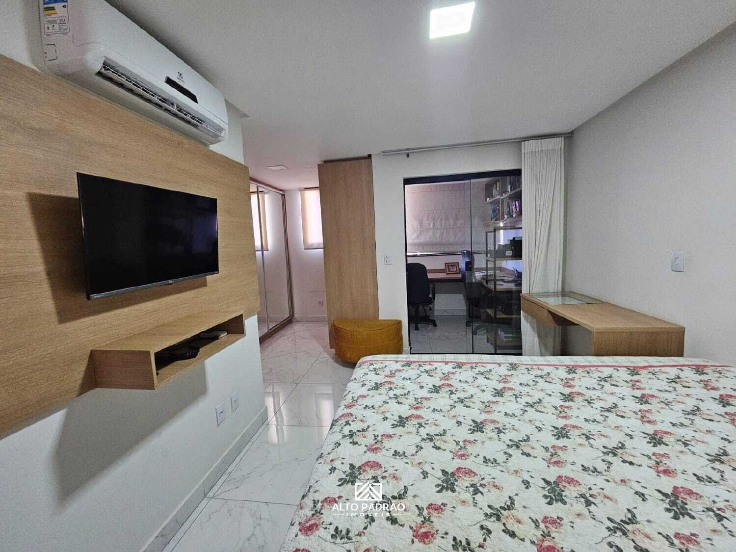 Sobrado 3 Quartos à Venda no Jardim Atlântico - GO — foto