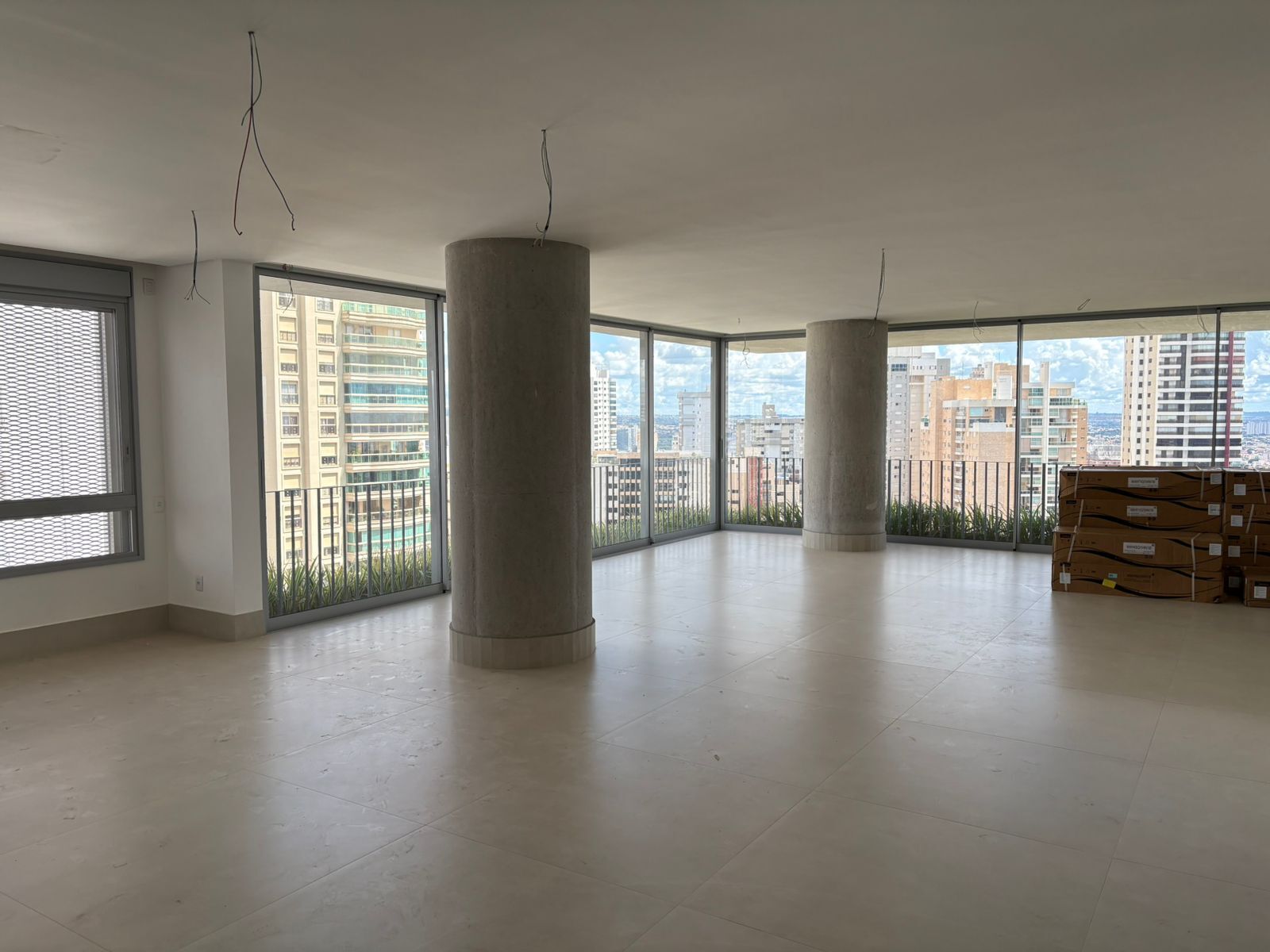 Apartamento à venda no bairro Setor Bueno em Goiânia/GO — foto