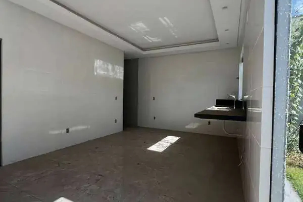 Casa 3 Quartos para Venda no Residencial Village Garavelo - Aparecida de Goiânia — foto