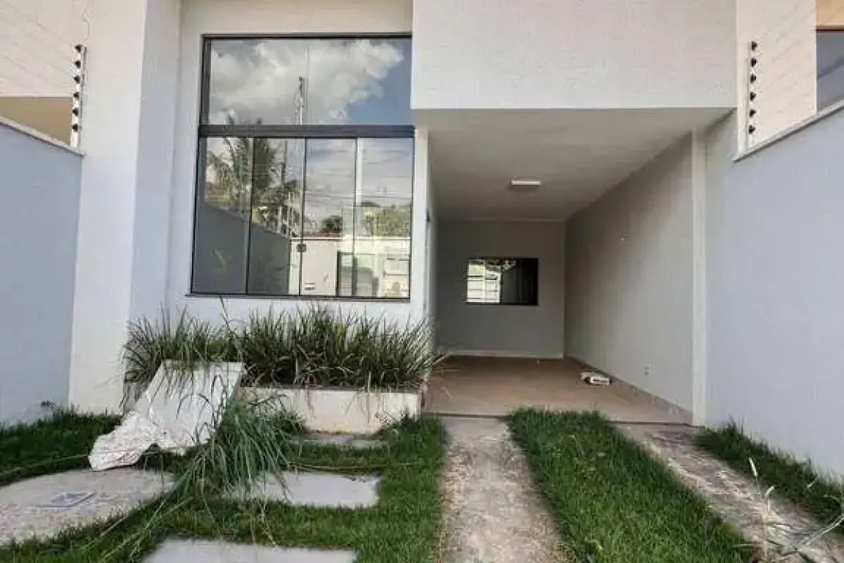 Casa 3 Quartos para Venda no Residencial Village Garavelo - Aparecida de Goiânia — foto
