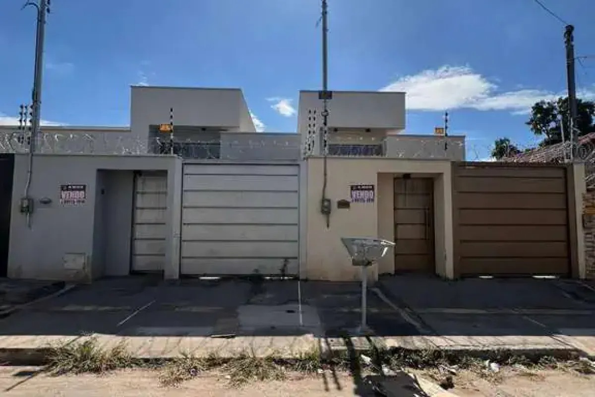 Casa 3 Quartos para Venda no Residencial Village Garavelo - Aparecida de Goiânia — foto