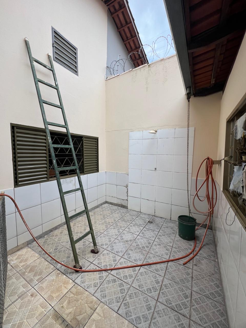 Casa térrea à venda - Jardim América - Goiânia/GO — foto