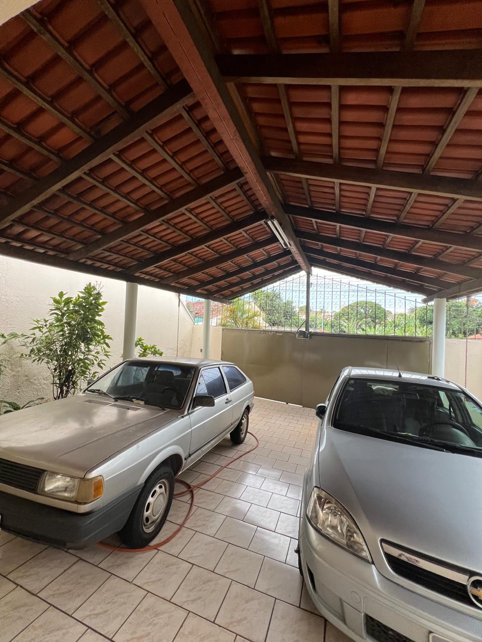 Casa térrea à venda - Jardim América - Goiânia/GO — foto