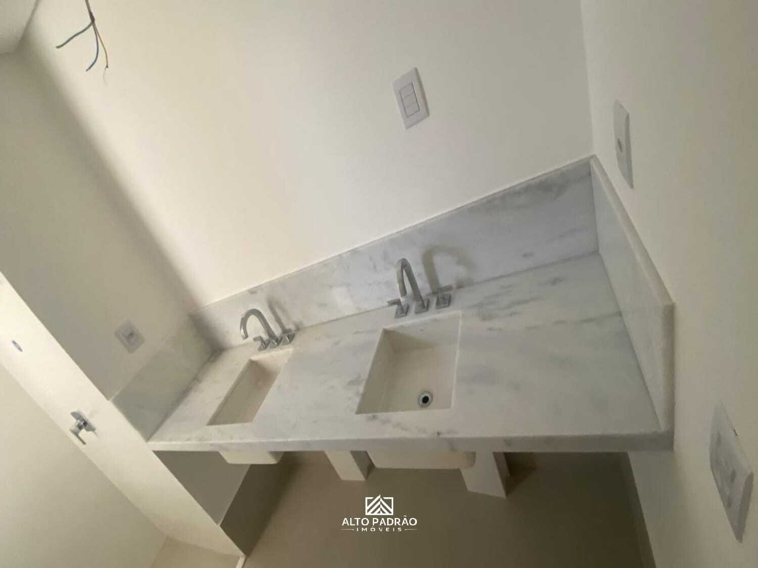 Apartamento à venda no bairro Setor Bueno em Goiânia/GO — foto
