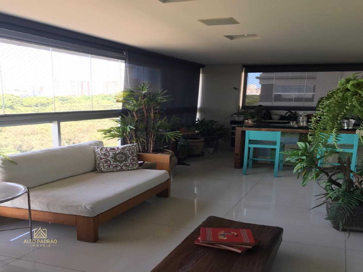 Apartamento, 3 quartos, 208 m² - Foto 2