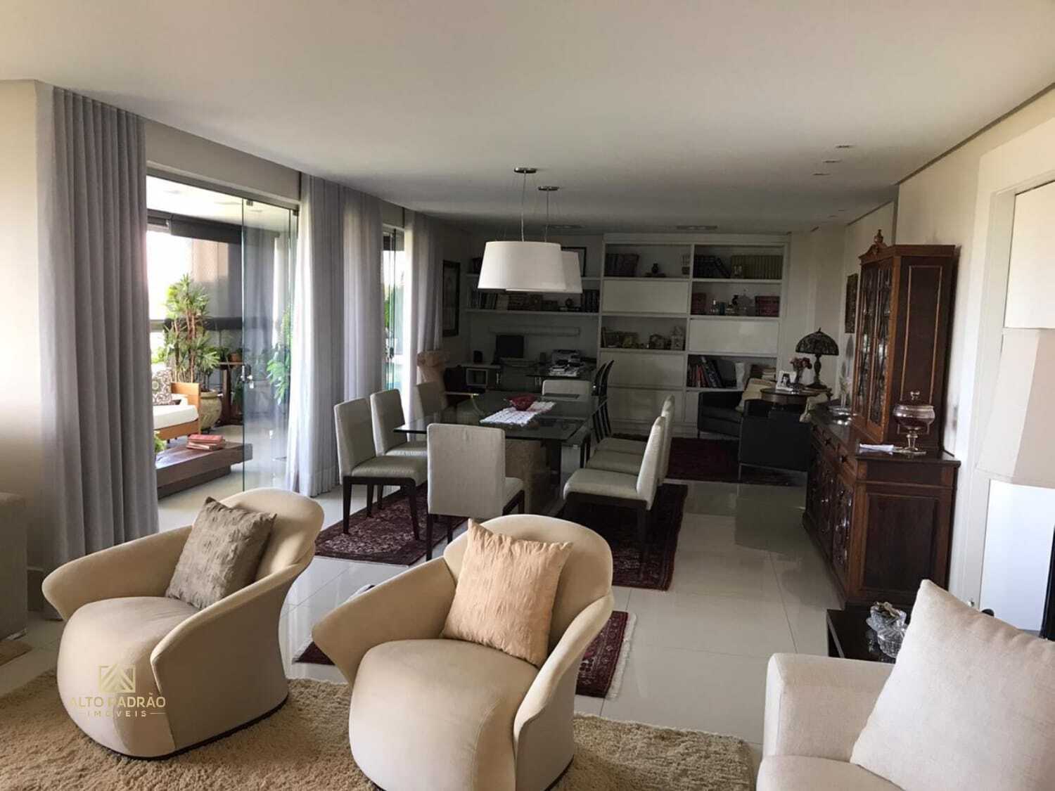 Apartamento, 3 quartos, 208 m² - Foto 1