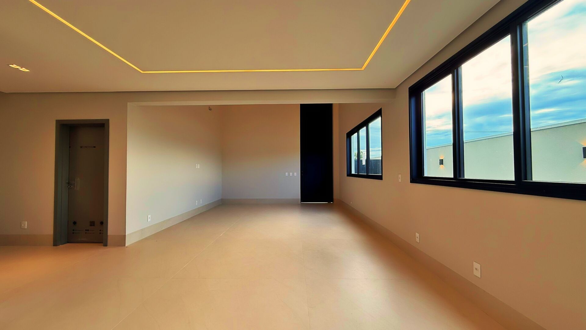 Sobrado 4 Suítes 352m² | Alphaville II Palmas: Pronto Para Viver o Melhor — foto