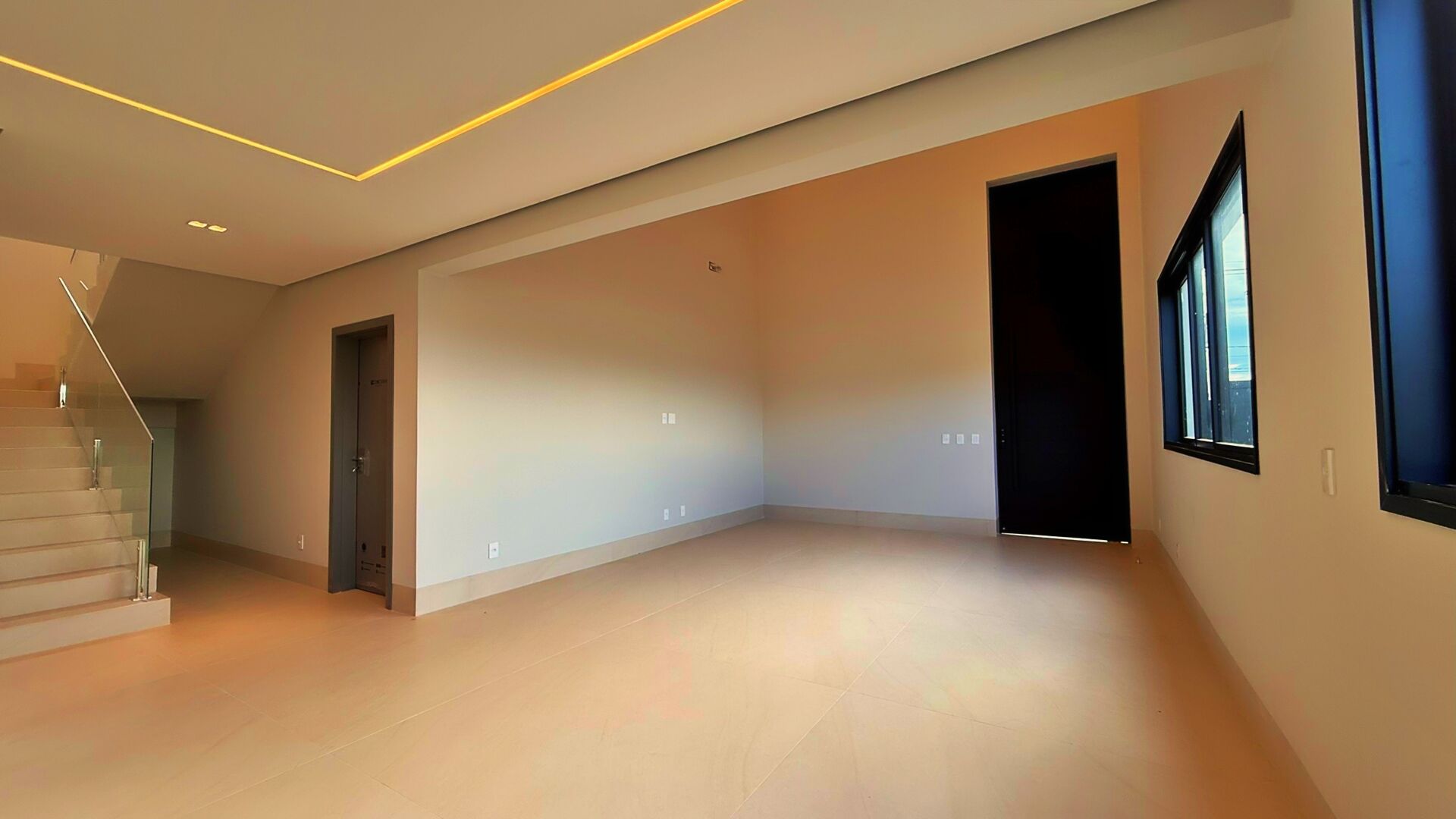 Sobrado 4 Suítes 352m² | Alphaville II Palmas: Pronto Para Viver o Melhor — foto