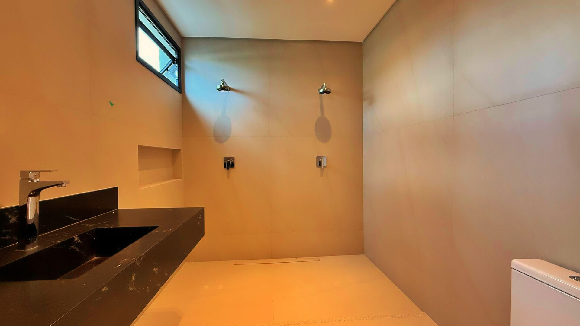 Sobrado 4 Suítes 352m² | Alphaville II Palmas: Pronto Para Viver o Melhor — foto