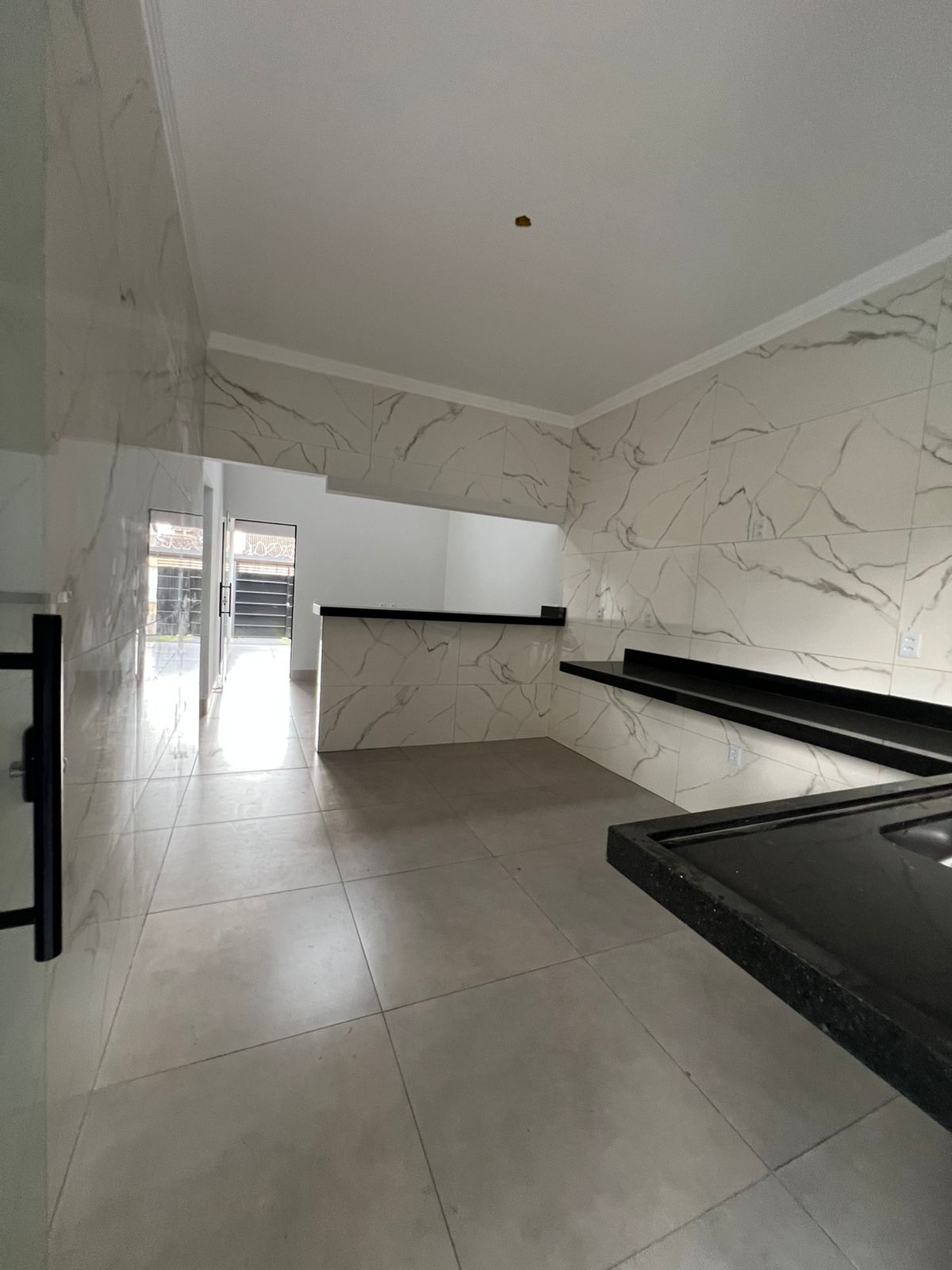 Casa 2 Quartos para Venda na Vila Mariana - Aparecida de Goiânia — foto