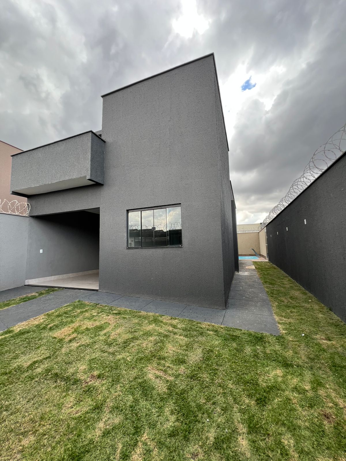 Casa 2 Quartos para Venda na Vila Mariana - Aparecida de Goiânia — foto