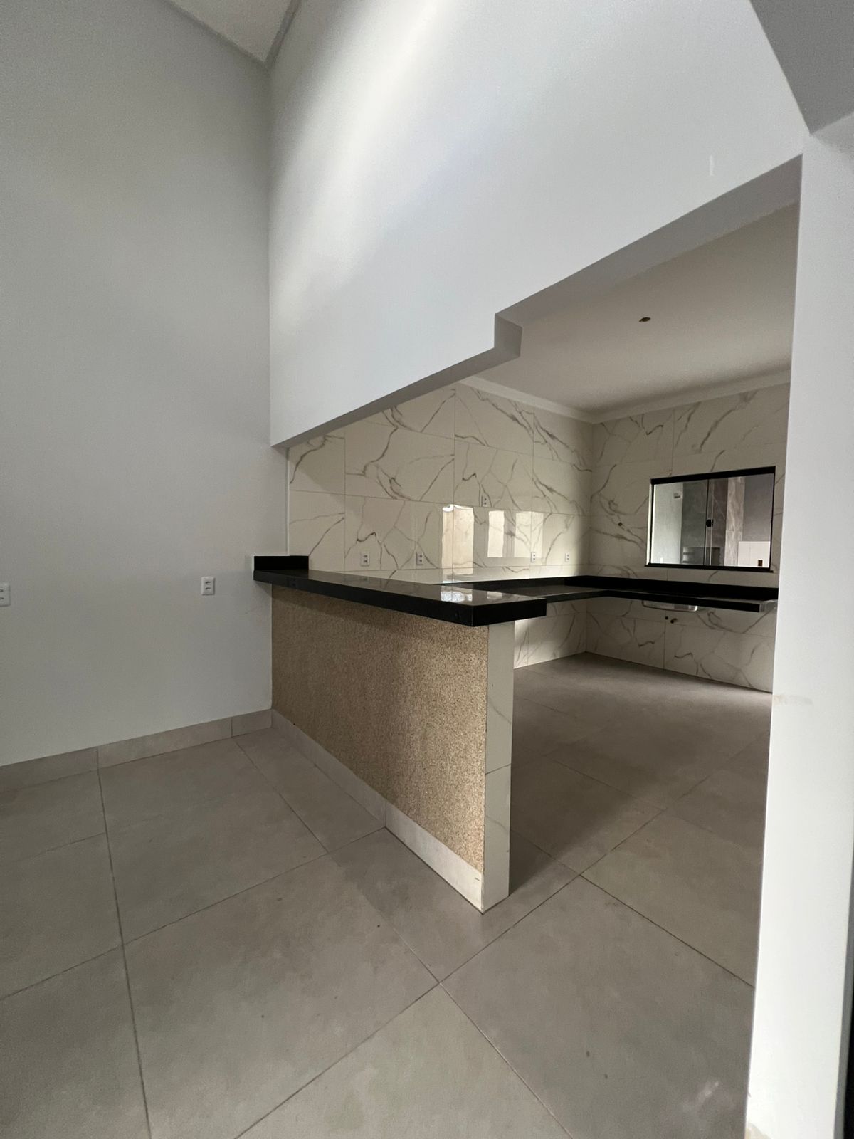 Casa 2 Quartos para Venda na Vila Mariana - Aparecida de Goiânia — foto