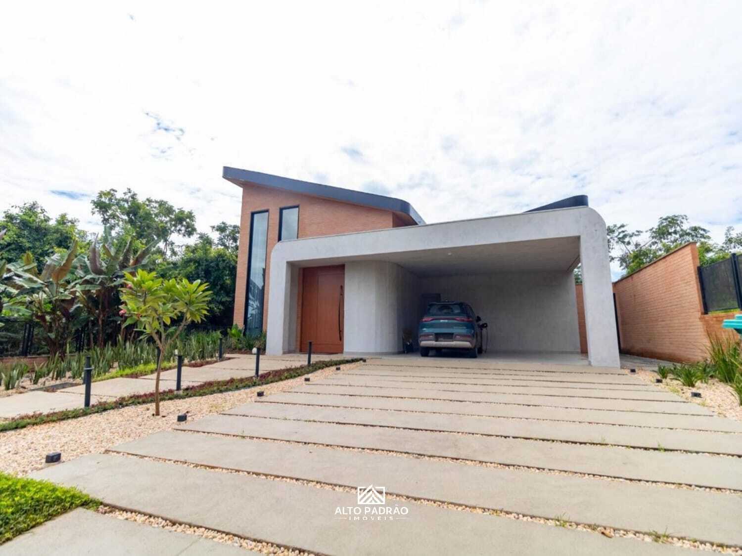 Casa 4 Suítes Mobiliada à venda no Condomínio Mansões Morumbi - Senador Canedo/GO — foto