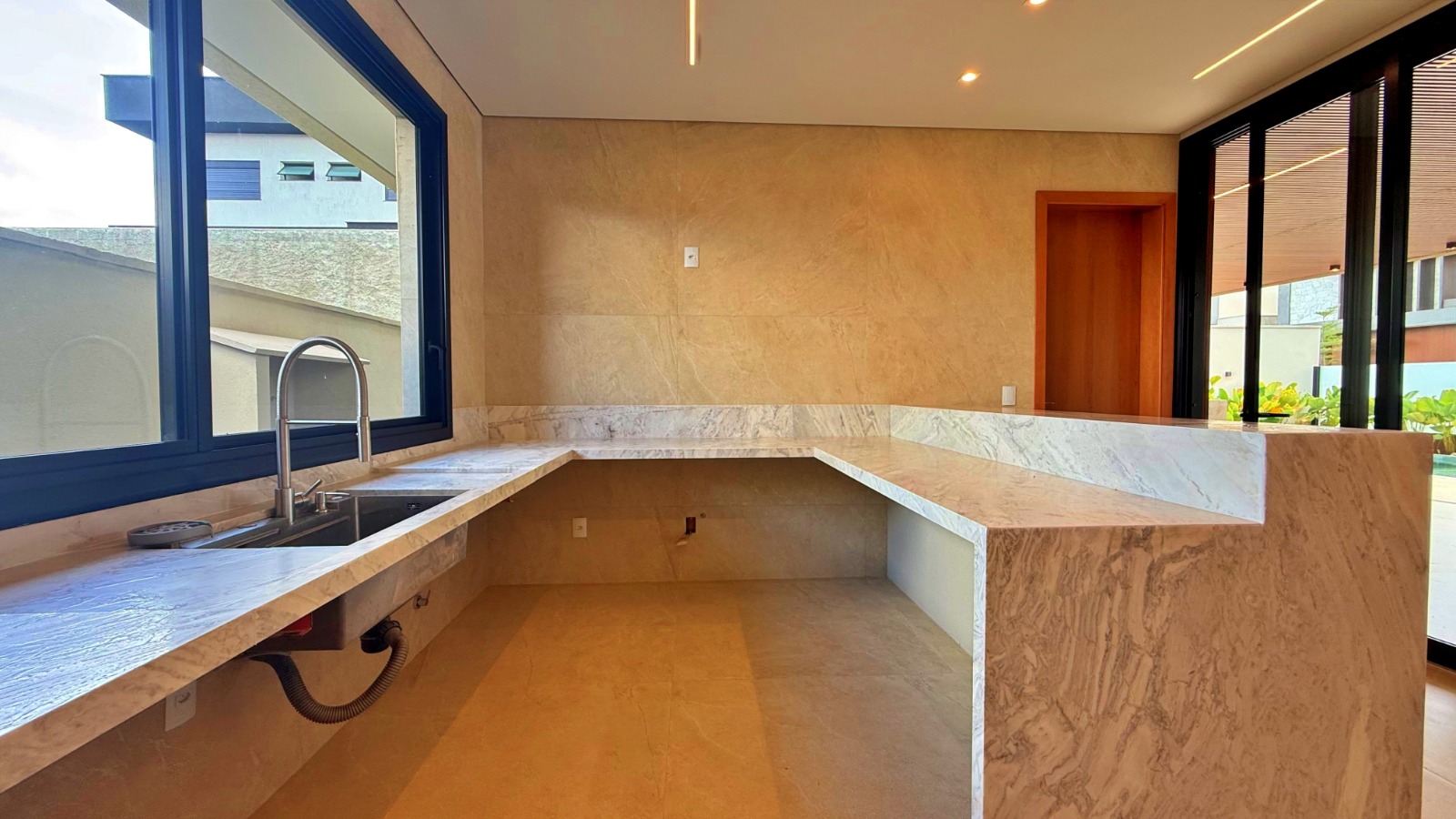 Casa, 4 quartos, 369 m² - Foto 11