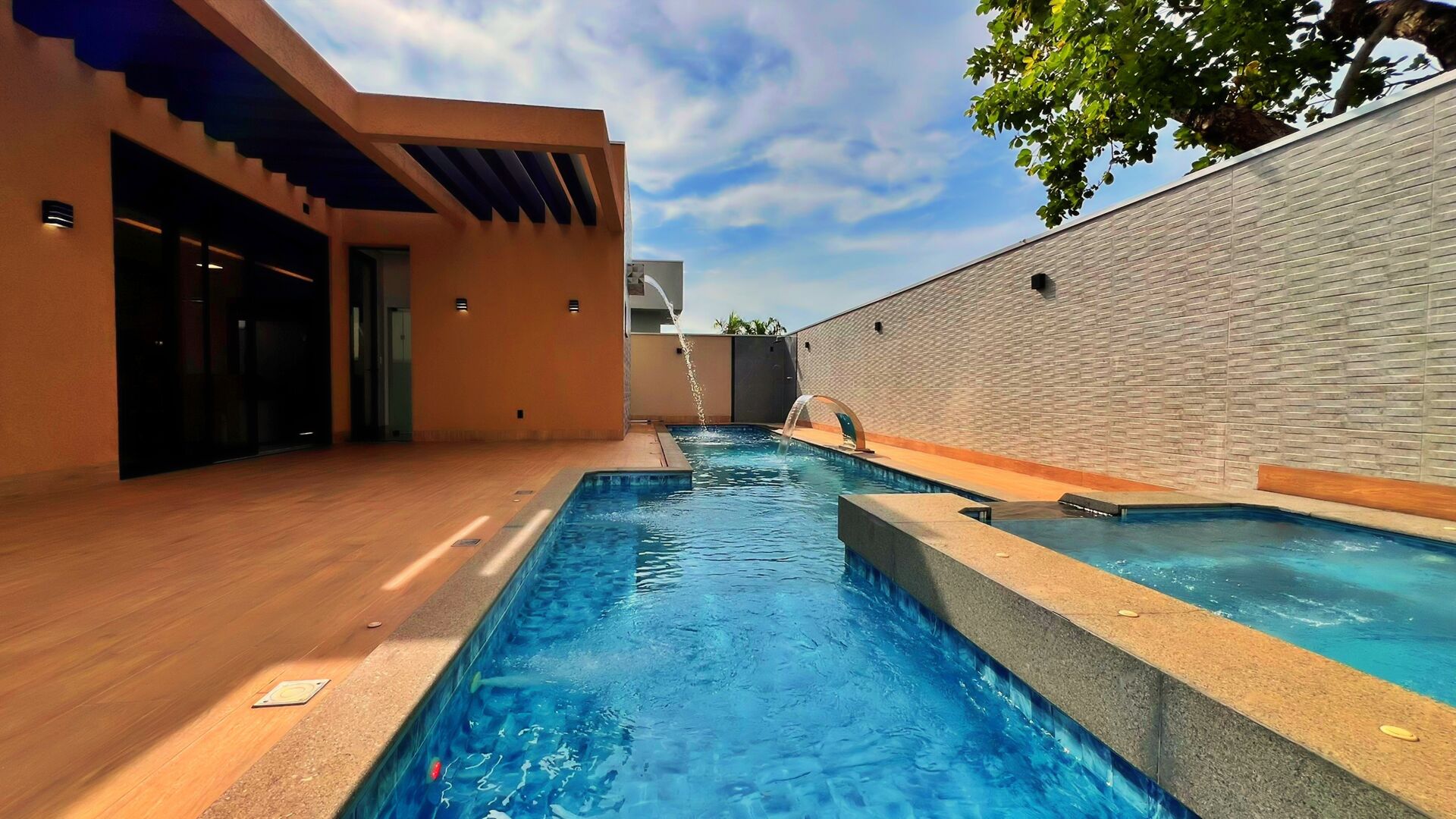 Sobrado 4 Suítes, 307 m² c/ Lazer à Venda no Condomínio Privillege — foto