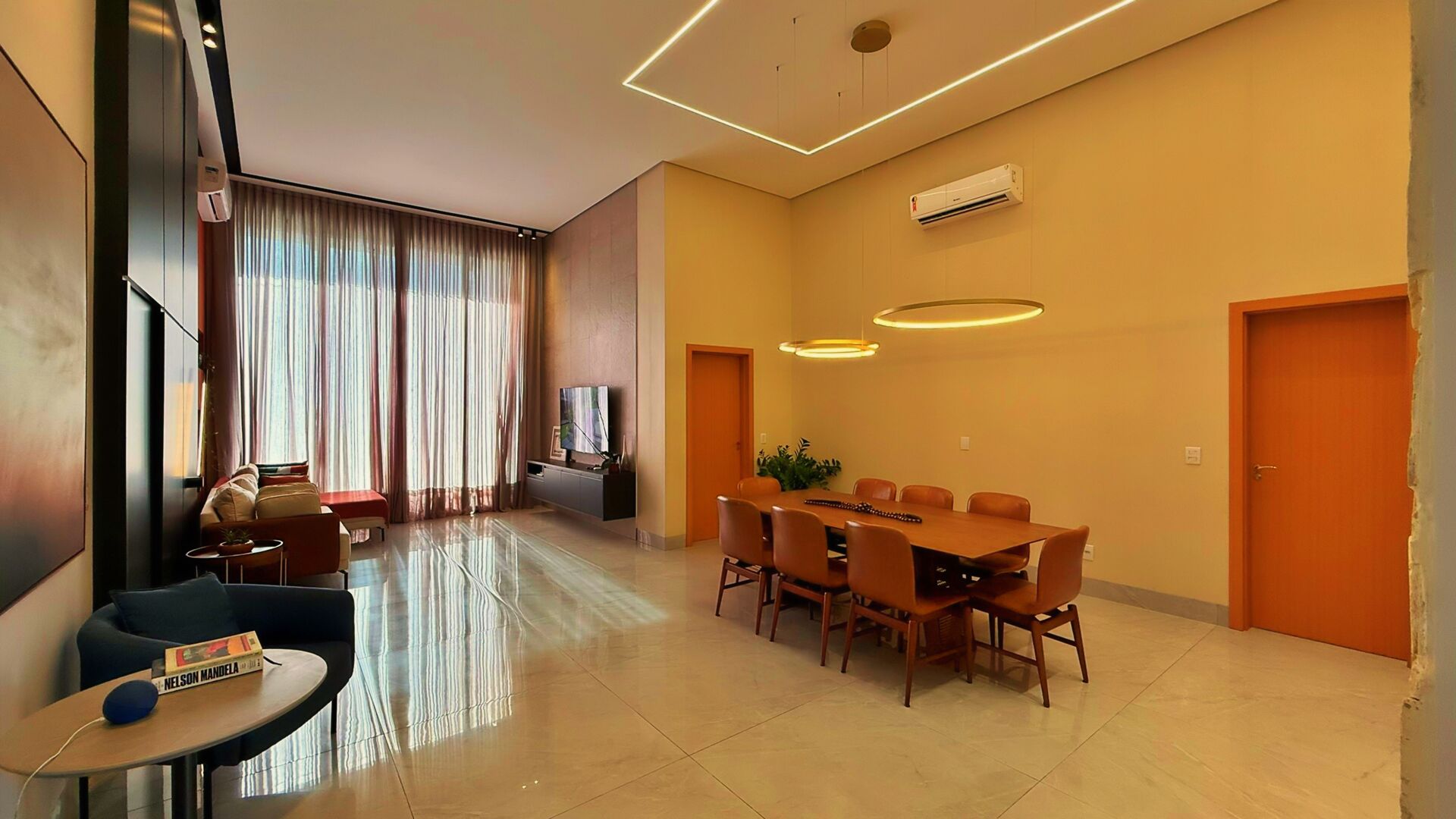 Casa 4 Quartos, 272 m² Mobiliada à Venda no Condomínio Polinésia Resort — foto