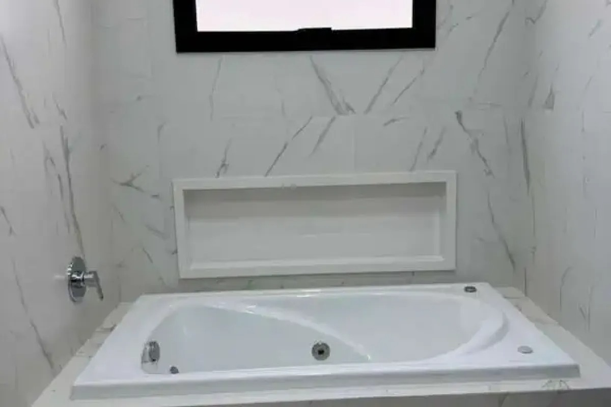 Sobrados de Alto Padrão à Venda no Jardim Vila Boa - Goiânia/GO   Localização privilegiada, ao lado da Av. Olavo Bilac! — foto