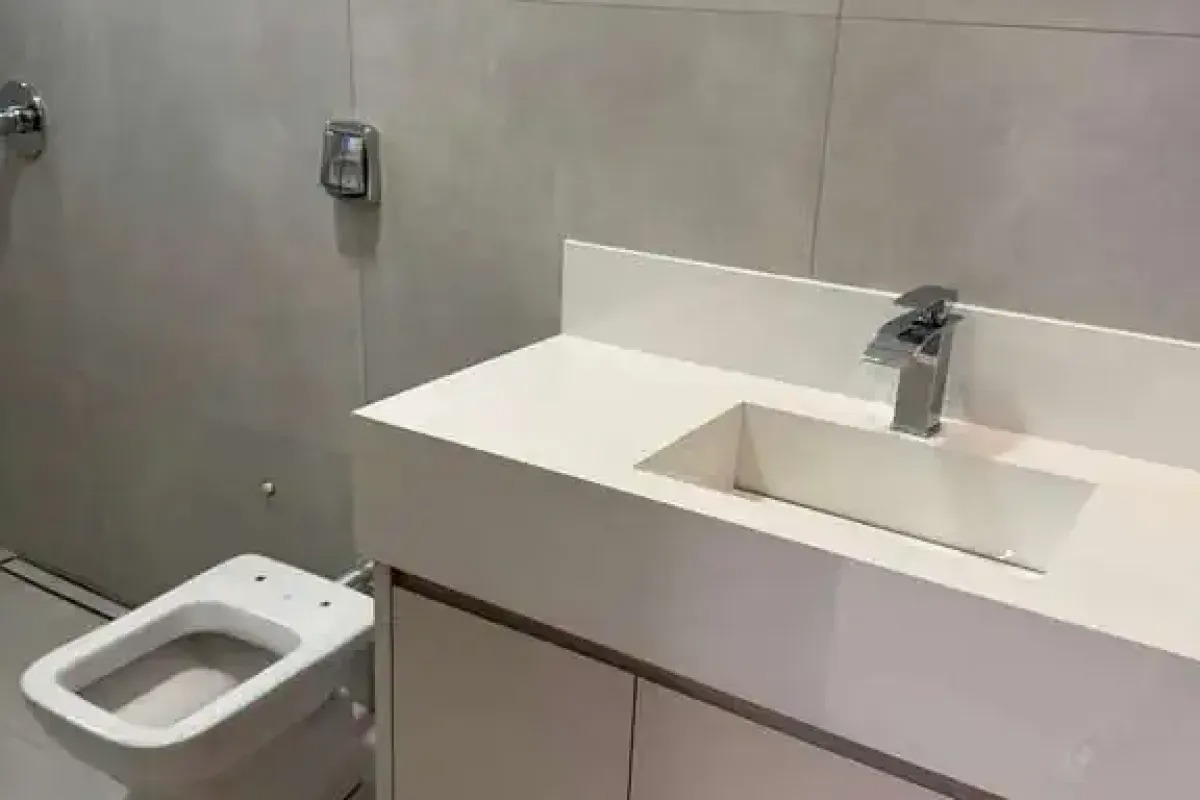 Sobrados de Alto Padrão à Venda no Jardim Vila Boa - Goiânia/GO   Localização privilegiada, ao lado da Av. Olavo Bilac! — foto